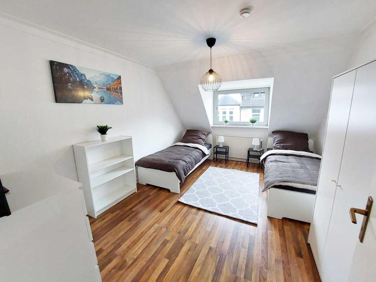 Cozy Apartment With Garden In Gelsenkirchen Zewnętrze zdjęcie
