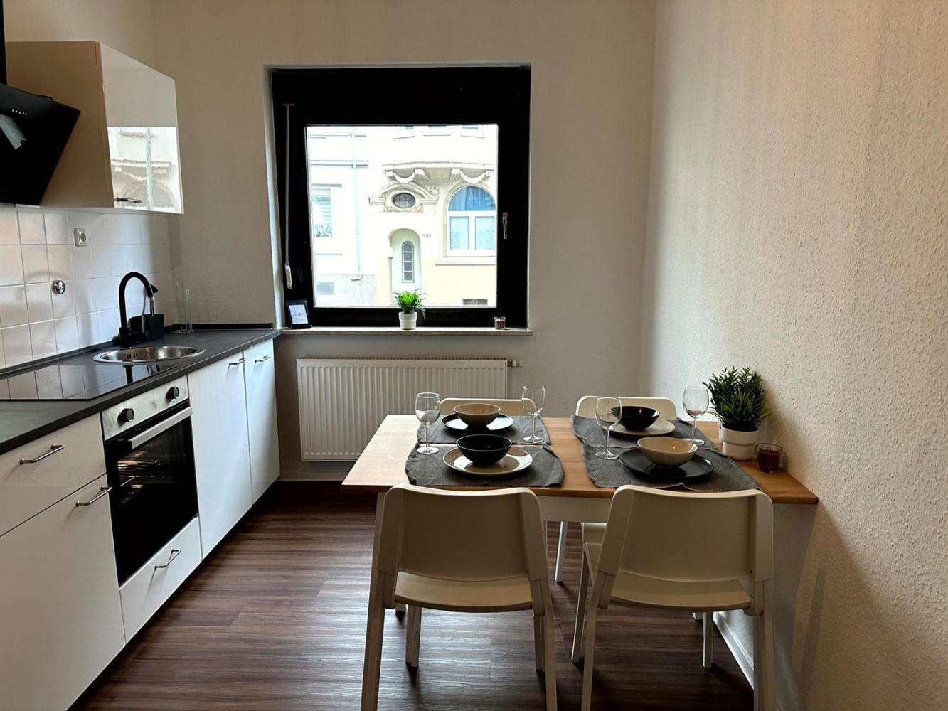 Cozy Apartment With Garden In Gelsenkirchen Zewnętrze zdjęcie